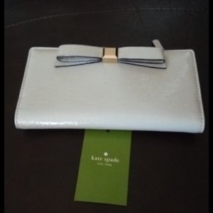 NWT Kate Spade Wallet